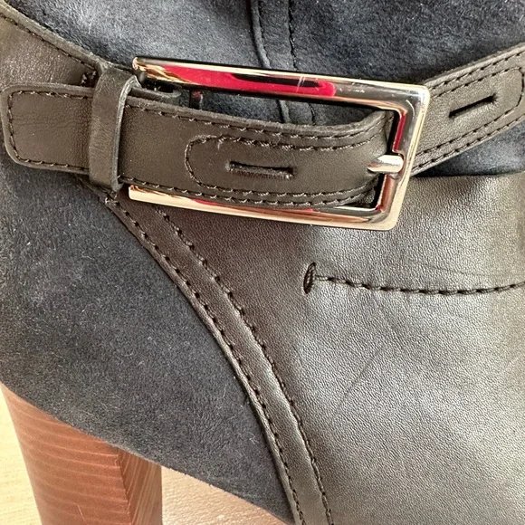 Clarks Kacia Garnet Navy Blue Suede/Leather Mid Height Heeled Boots Women’s 9M - Picture 6 of 11